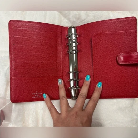 SOLD—Louis Vuitton Red Epi MM Agenda - Picture 5 of 9